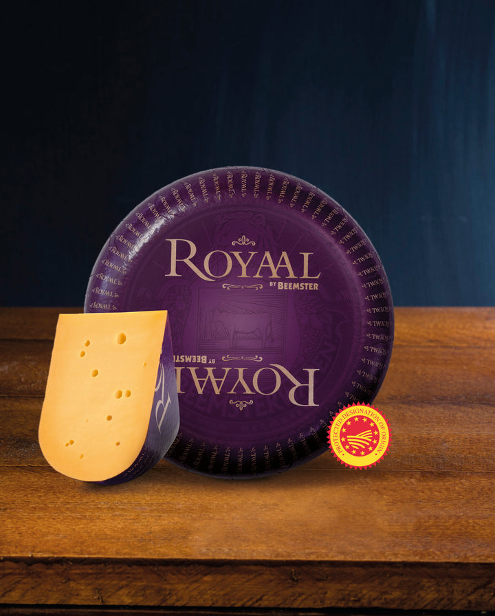 Cașcaval Beemster Royaal dulce și nucos, brânză olandeză premium disponibilă la Istorii cu Cașcaval Moldova